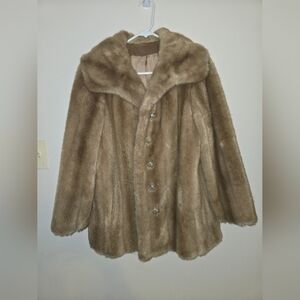 Womens Vintage Grandella By Fairmoore Classic Taupe Faux Fur with Pockets